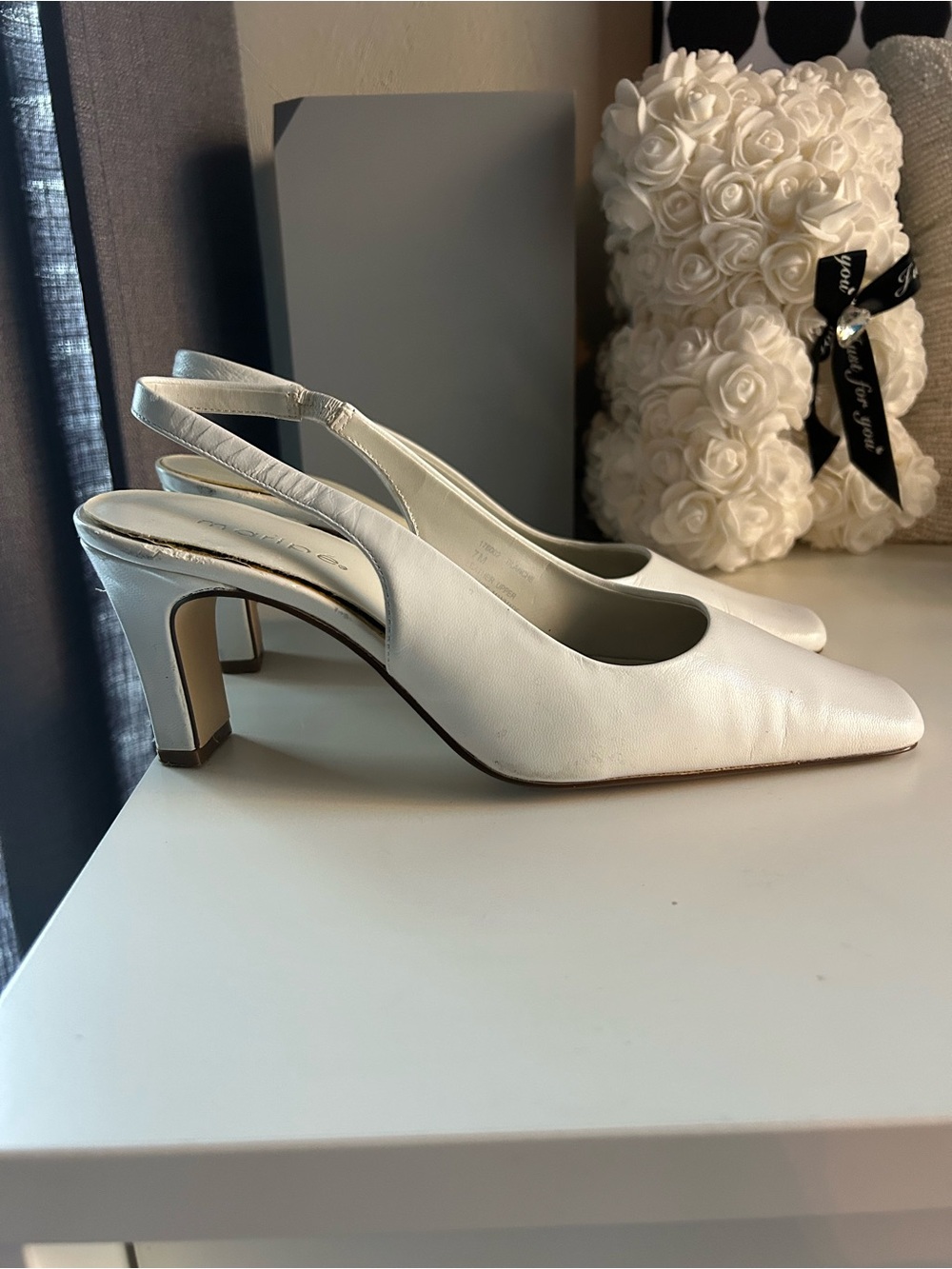 Women’s White Slingback Pumps